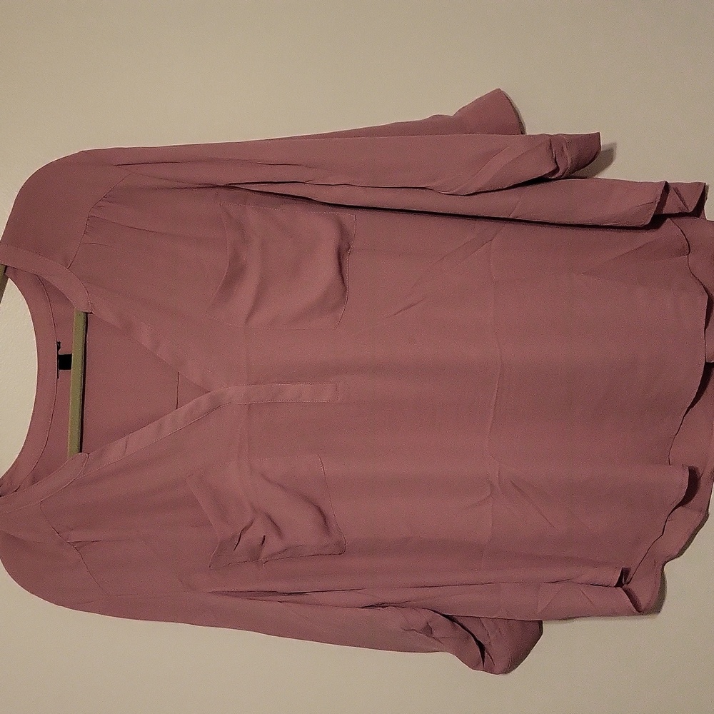Torrid 1x  NWOT Women's Pink Blouse With Roll Up Sleeves